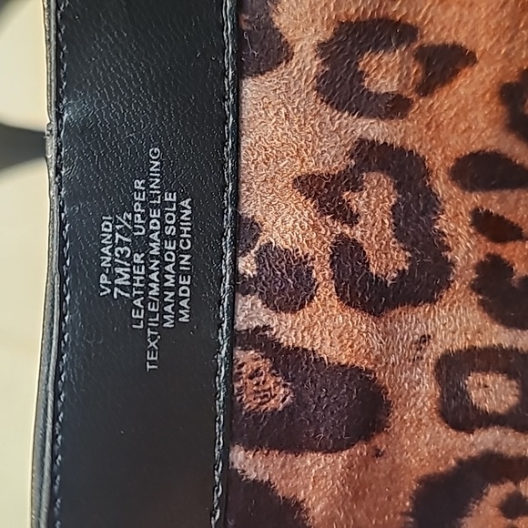 Vince Camuto booties - Picture 7 of 7